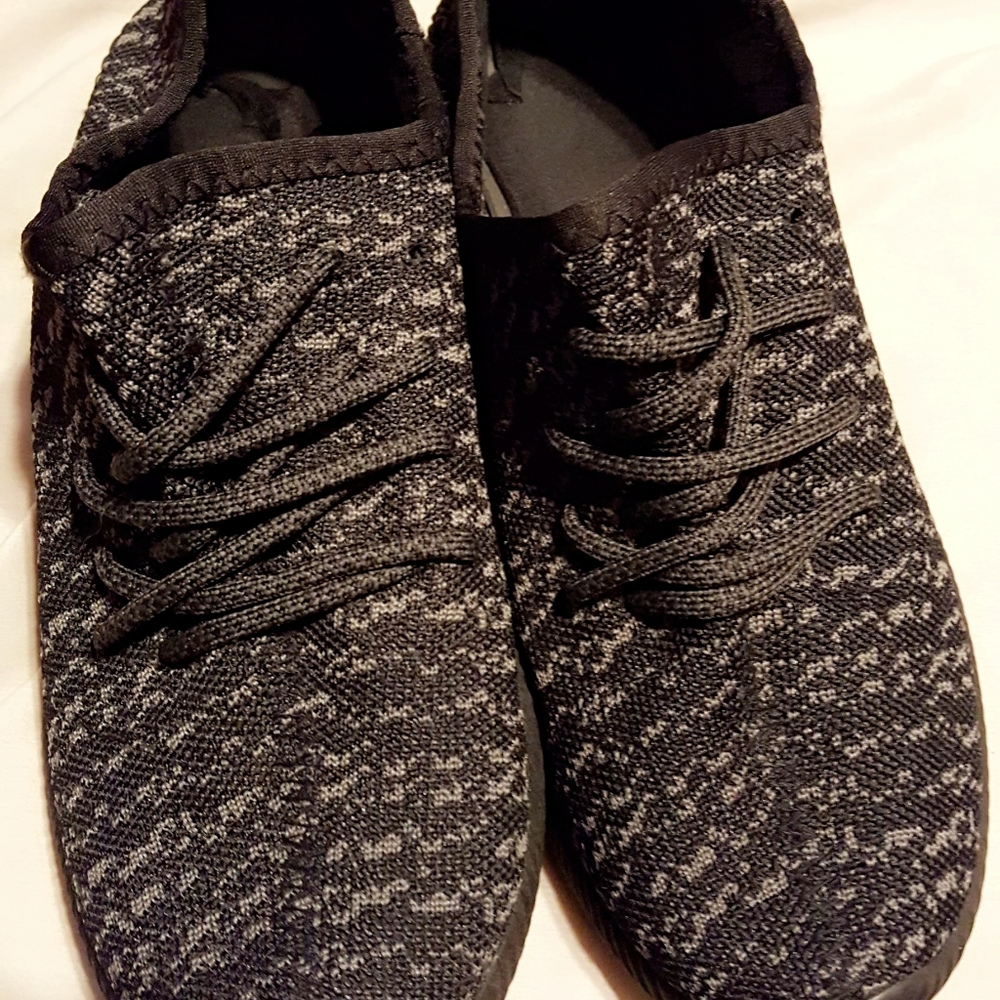 Running sneakers